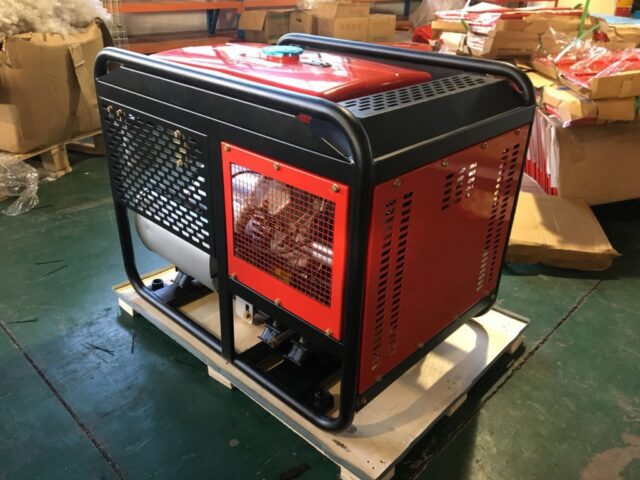 Дизельный генератор Амперос LDG16500E-3 — изображение 3